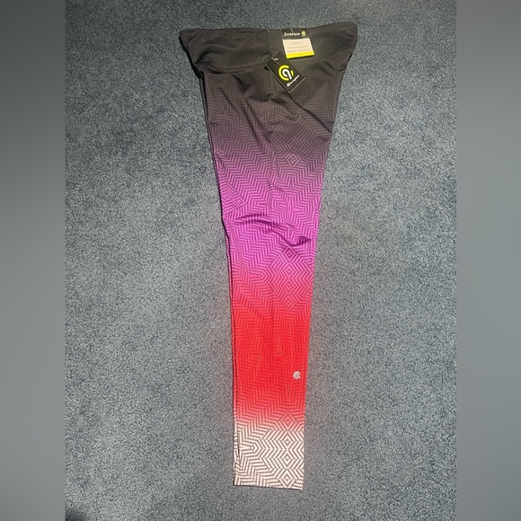 Champion Women’s L Leggings - Picture 6 of 6